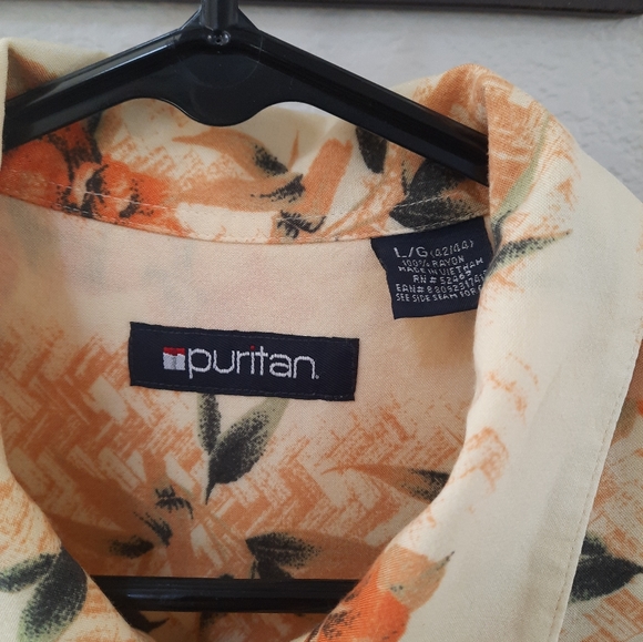 Men's Hawaiian Shirt - Picture 3 of 4